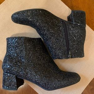 Women’s Black Glitter Booties in Sz.81/2